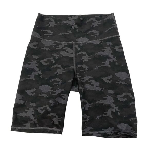 Fabletics Brand Green Black Grey Camo Bike Shorts Size Medium - Picture 1 of 10